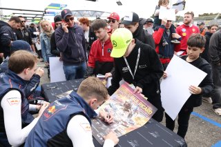 Fans at the Pitwalk