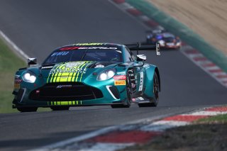 #21 - Comtoyou Racing - Jaime DAY - Kobe PAUWELS - Aston Martin Vantage AMR GT3 EVO 