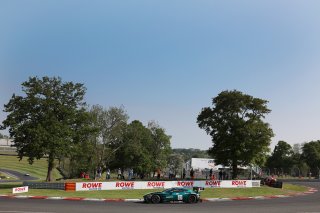 #21 - Comtoyou Racing - Jaime DAY - Kobe PAUWELS - Aston Martin Vantage AMR GT3 EVO 
