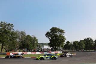 #97 - Rutronik Racing - Loek HARTOG - Eshan PIERIS - Porsche 911 GT3 R (992)