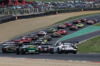 GT World Challenge powered by AWS Sprint Cup at Brands Hatch - Start 