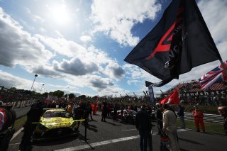 #48 - Winward Racing - Lucas AUER - Maro ENGEL - Mercedes-AMG GT3 EVO 
