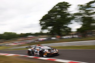 #76 - Barwell Motorsport - Christian BOGLE - Daniel ALI - Lamborghini Huracan GT3 EVO2