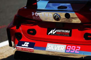 #992 - Paradine Competition - Maxime OOSTEN - Mex JANSEN -  BMW M4 GT3 EVO