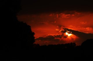  GT World Challenge powered by AWS Sprint Cup at Brands Hatch sunset