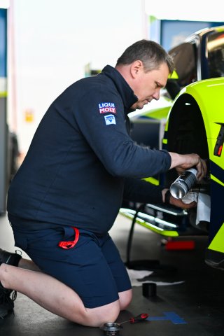 Rutronik Racing - Porsche 911 GT3 R (992) 