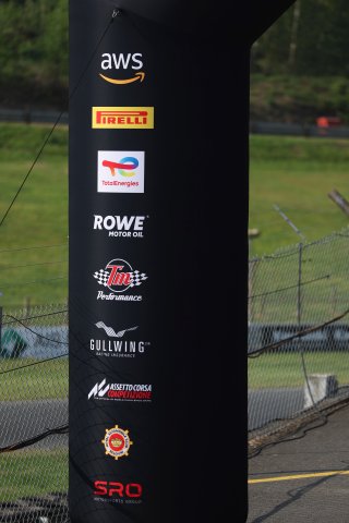 GT World Challenge powered by AWS Sprint Cup at Brands Hatch 
