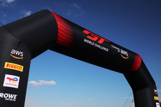 GT World Challenge powered by AWS Sprint Cup at Brands Hatch 