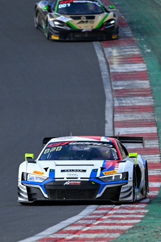 #25 - Sainteloc Racing - Paul EVRARD - Gilles MAGNUS - Audi R8 LMS GT3 EVO II 