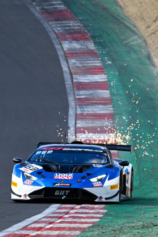 #63 - GRT - Grasser Racing Team - Jordan PEPPER - Luca ENGSTLER - Lamborghini Huracan GT3 EVO2