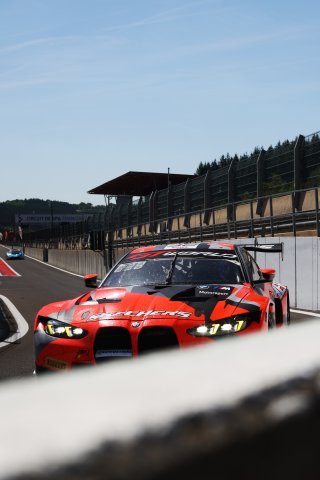 #32 - Team WRT - Charles WEERTS - Kelvin VAN DER LINDE - Ugo DE WILDE - BMW M4 GT3 EVO