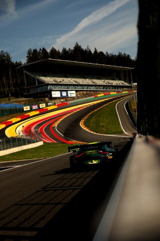 #21 - Comtoyou Racing - Nicolas BAERT - Kobe PAUWELS - Jamie DAY - Xavier MAASSEN - Aston Martin Vantage AMR GT3 EVO