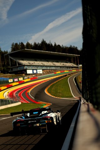 #23 - Team RJN - Alex BUNCOMBE - Tommy FOSTER - Reece BARR - McLaren 720S GT3 EVO