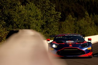 #33 - Verstappen.com Racing - Thierry VERMEULEN - Chris LULHAM - Harry KING - Aston Martin Vantage AMR GT3 EVO