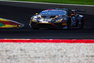 #76 - Barwell Motorsport - Christian BOGLE - Bijoy GARG - Adam ALI - Wyatt BRICHACEK - Lamborghini Huracan GT3 EVO2