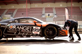 #99 - Tresor Attempto Racing - Alex AKA - Ezequiel PEREZ COMPANC - Alberto DI FOLCO - Audi R8 LMS GT3 EVO II