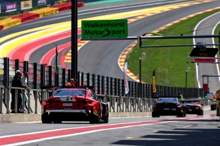 #992 - Paradine Competition - James KELLETT - Pedro EBRAHIM - Charles CLARK - Maxime OOSTEN - BMW M4 GT3 EVO