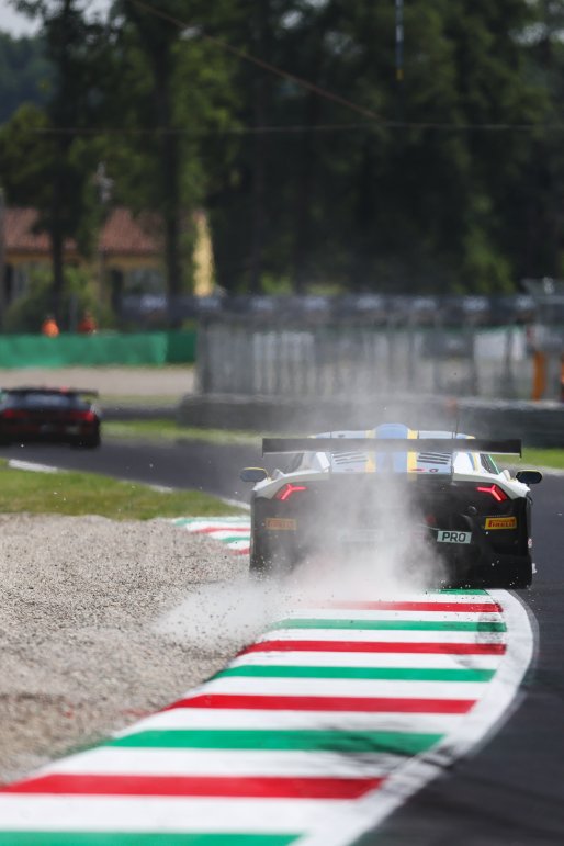 #163 - VSR - Franck PERERA - Sandy MITCHELL - Mattia MICHELOTTO - Lamborghini Huracan GT3 EVO2 | SRO / JEP
