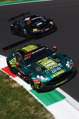 #270 - Comtoyou Racing - Antoine POTTY - Jessica HAWKINS - Alexandre LEROY - Aston Martin Vantage AMR GT3 EVO2
