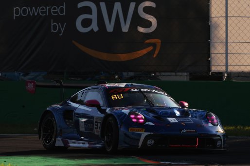 #97 - Rutronik Racing - Loek HARTOG - Antares AU - Porsche 911 GT3 R (992) | SRO / JEP