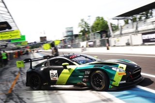 #34 - Walkenhorst Motorsport - Christian KROGNES - David PITTARD - Henrique CHAVES - Aston Martin Vantage AMR GT3 EVO