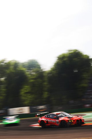 #32 - Team WRT - Kelvin VAN DER LINDE - Charles WEERTS - Ugo DE WILDE - BMW M4 GT3 EVO