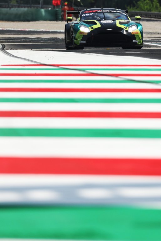 #34 - Walkenhorst Motorsport - Christian KROGNES - David PITTARD - Henrique CHAVES - Aston Martin Vantage AMR GT3 EVO | SRO / JEP