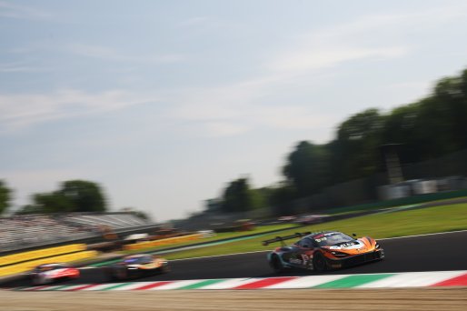 #5 - Optimum Motorsport - Largim ALI - James ALLEN - Michael PORTER - McLaren 720S GT3 EVO | SRO / JEP