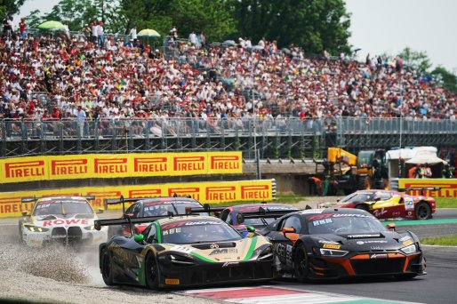 #111 - CSA Racing - Arthur ROUGIER - James KELL - Simon GACHET - McLaren 720S GT3 EVO | SRO / JEP
