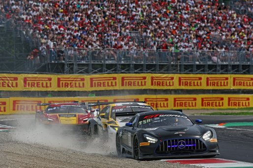 #611 - Nordique Racing - Edoardo LIBERATI - Tim SANDTLER - Kazuto KOTAKA - Mercedes-AMG GT3 EVO | SRO / JEP
