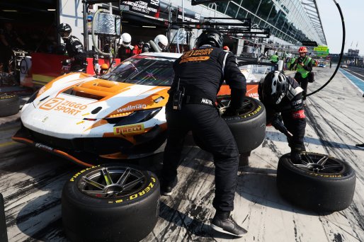 #93 - Ziggo Sport Tempesta - Eddie CHEEVER - Jonathan HUI - Christopher FROGGATT - Ferrari 296 GT3  | SRO / JEP