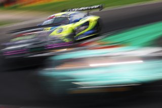 #96 - Rutronik Racing - Sven MULLER - Patric NIEDERHAUSER - Alessio PICARIELLO - Porsche 911 GT3 R (992)