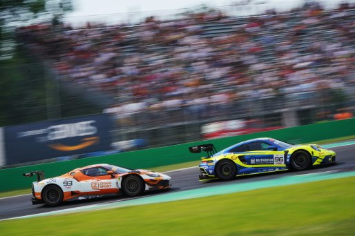 #96 - Rutronik Racing - Sven MULLER - Patric NIEDERHAUSER - Alessio PICARIELLO - Porsche 911 GT3 R (992) | SRO / JEP