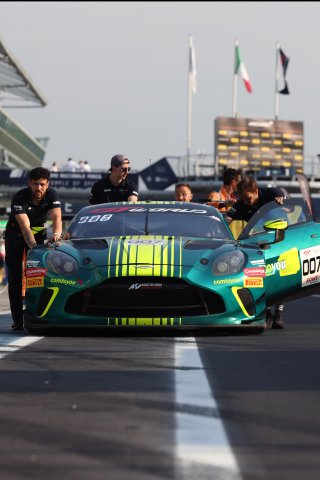 #7 - Comtoyou Racing - Marco SORENSEN - Nicki THIIM - Mattia DRUDI - Aston Martin Vantage AMR GT3 EVO