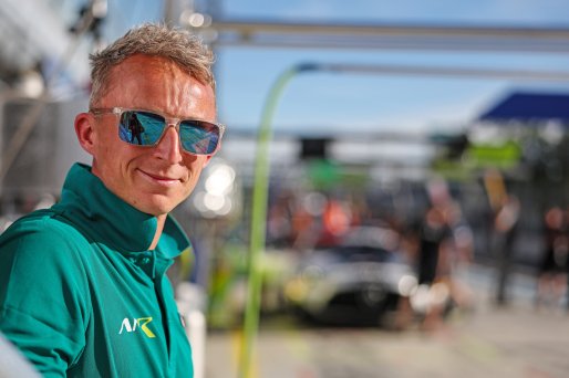 #34 - Walkenhorst Motorsport - David PITTARD - Aston Martin Vantage AMR GT3 EVO | SRO / JEP
