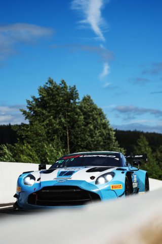 #100 - Beecdean AMR - Andrew MCINTOSH - Valentin HESSE-CLOT - Ross GUNN - Aston Martin Vantage AMR GT3 EVO