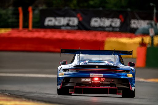 #97 - Rutronik Racing - Morris SCHURING - Antares AU - Loek HARTOG - Martin RUMP - Porsche 911 GT3 R (992) | SRO / JEP