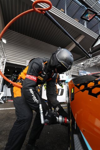 #5 - Optimum Motorsport - Largim ALI - James ALLEN - Michael PORTER - Ollie MILLROY - McLaren 720S GT3 EVO