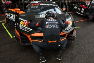 #99 - Tresor Attempto Racing - Mechanic 
