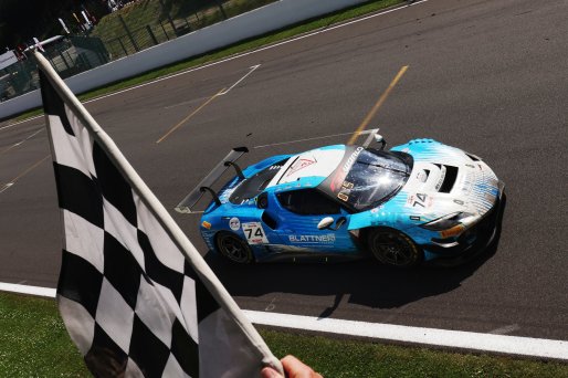 #74 - Kessel Racing - Dustin BLATTNER - Conrad LAURSEN - Dennis MARSCHALL - Zacharie ROBICHON - Ferrari 296 GT3 | SRO / JEP