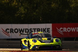 #96 - Rutronik Racing - Sven MULLER - Patric NIEDERHAUSER - Alessio PICARIELLO - Porsche 911 GT3 R (992)