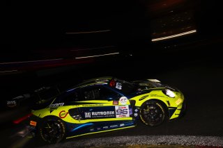 #96 - Rutronik Racing - Sven MULLER - Patric NIEDERHAUSER - Alessio PICARIELLO - Porsche 911 GT3 R (992)