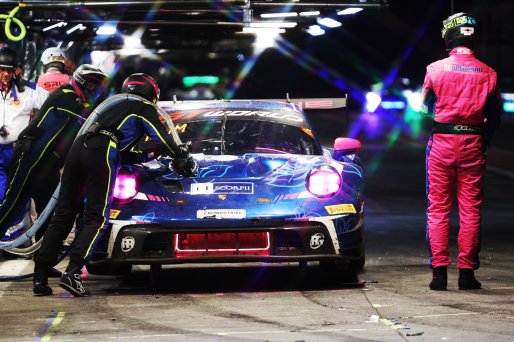 #97 - Rutronik Racing - Morris SCHURING - Antares AU - Loek HARTOG - Martin RUMP - Porsche 911 GT3 R (992) | SRO / JEP