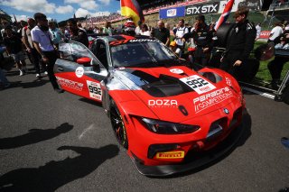 #992 - Paradine Competition - James KELLET - Charles CLARK - Maxime OOSTEN - Pedro EBRAHIM - BMW M4 GT3 EVO