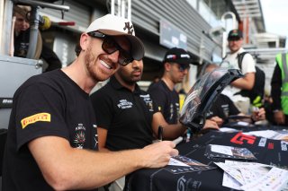 #76 - Barwell Motorsport - Robert COLLARD - Lamborghini Huracan GT3 EVO2 at the Autograph Session