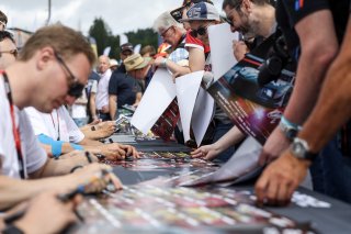 Belgian drivers autograph session