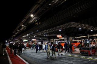 Fans at the Night Pitwalk