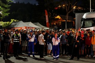 Fans track walk and track signing