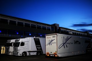 Teams arriving at the circuit