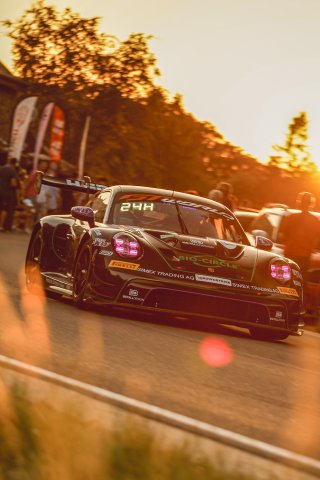 CrowdStrike 24 Hours of Spa Parade | SRO / JEP